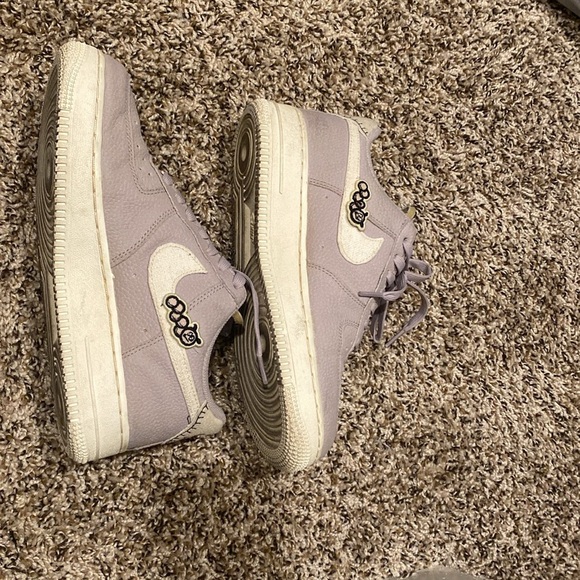 LAVENDER NIKE AIRFORCE - Picture 3 of 5
